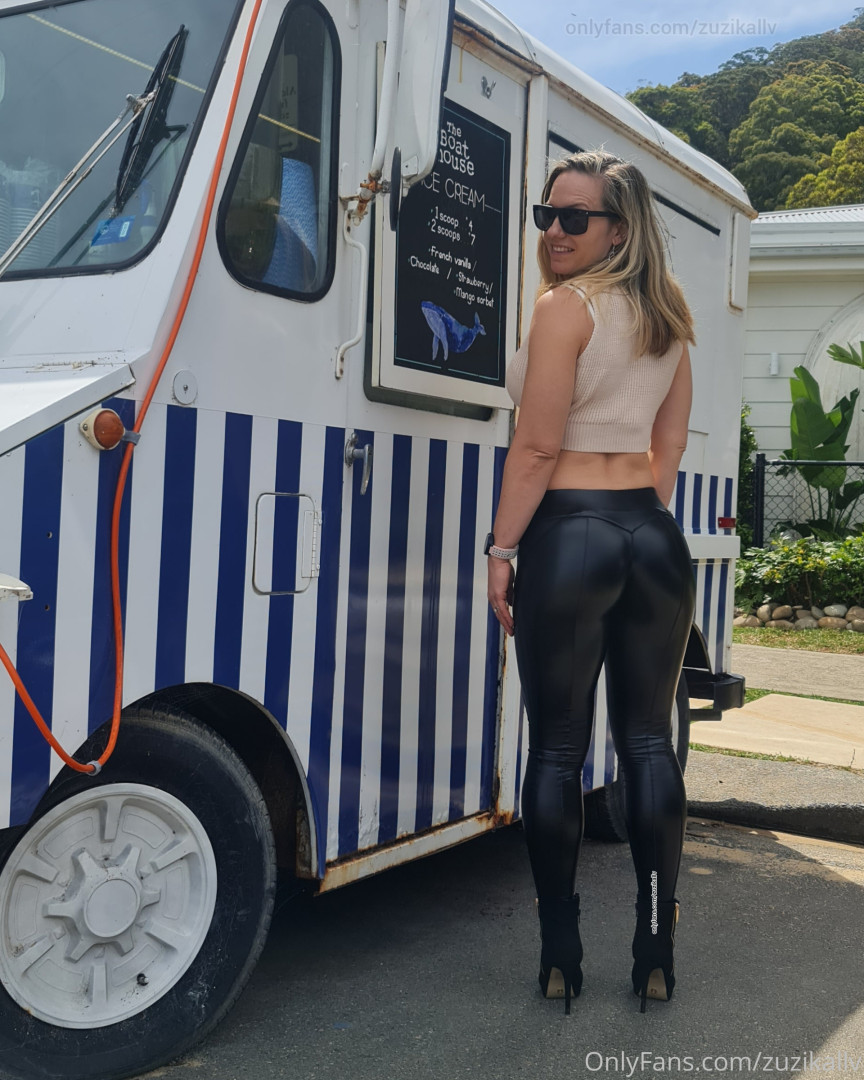 Photo by zuzikallv published on May 15,2023 14:24:05 - BestThots