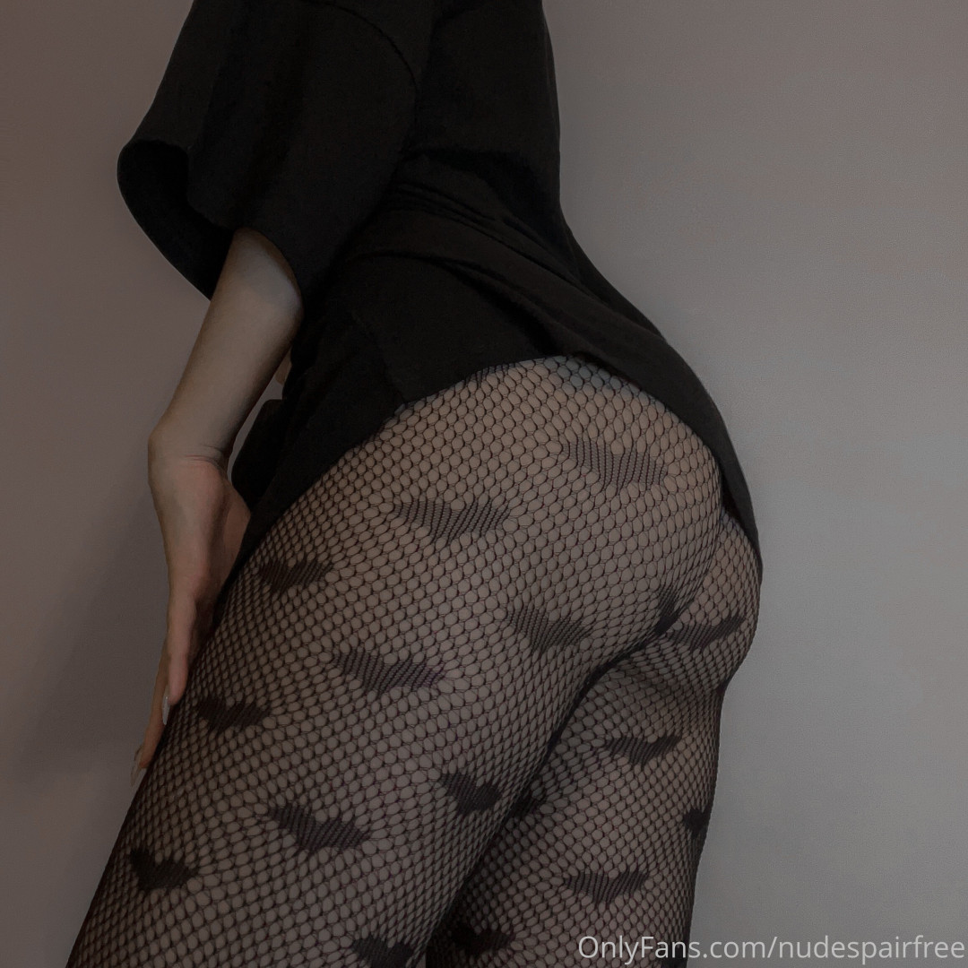 Photo by nudespairfree published on July 6,2023 03:04:55 - BestThots