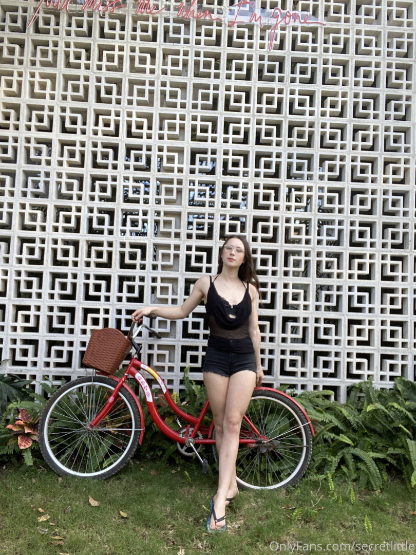 Photo by secretlittle published on August 15,2023 11:09:00 - BestThots