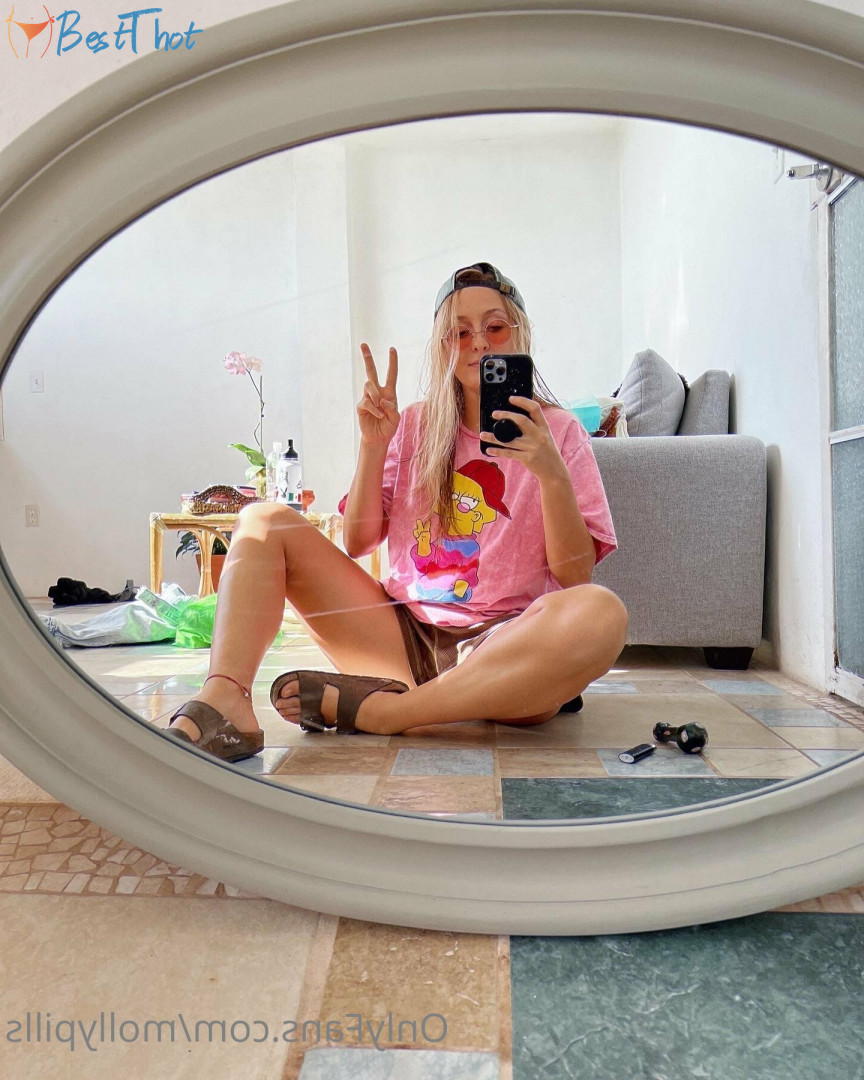 Photo by mollypills published on December 19,2024 06:08:00 - BestThots
