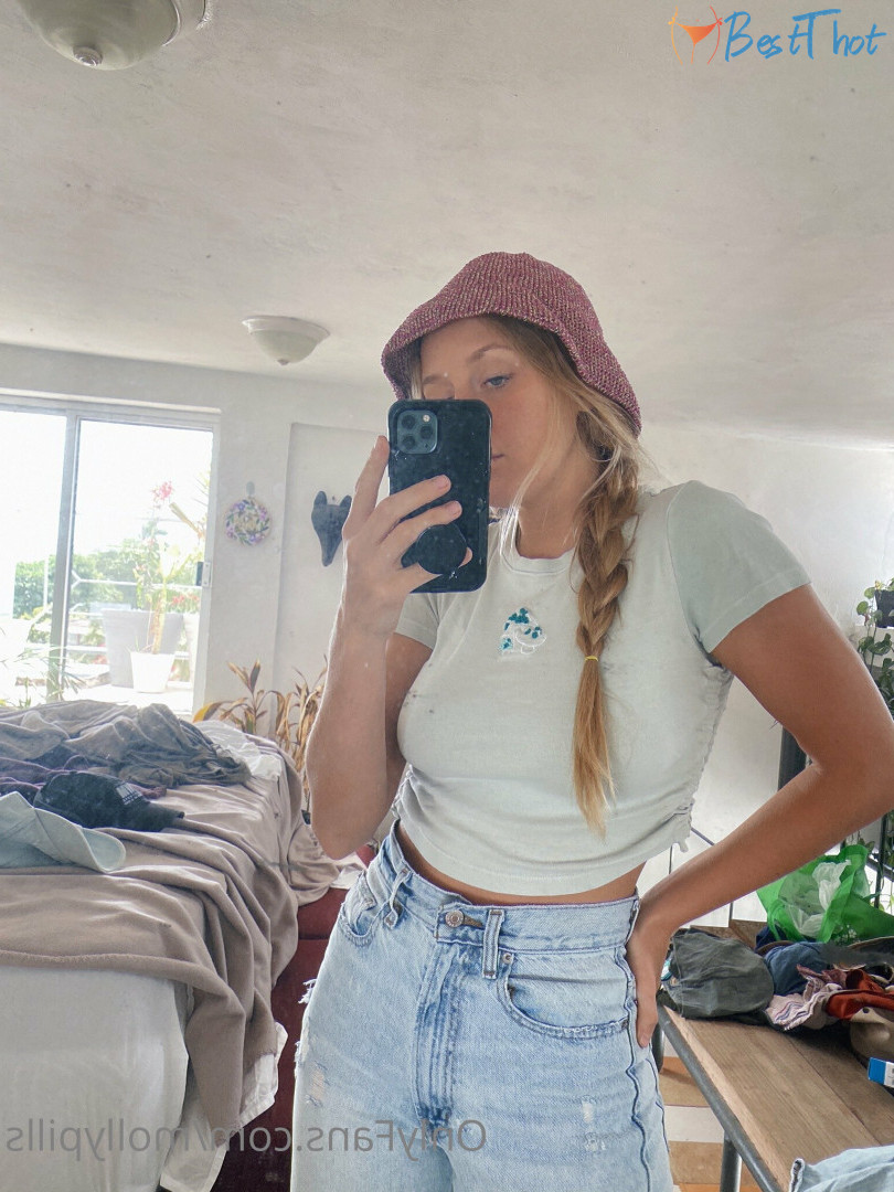 Photo by mollypills published on December 19,2024 08:07:28 - BestThots