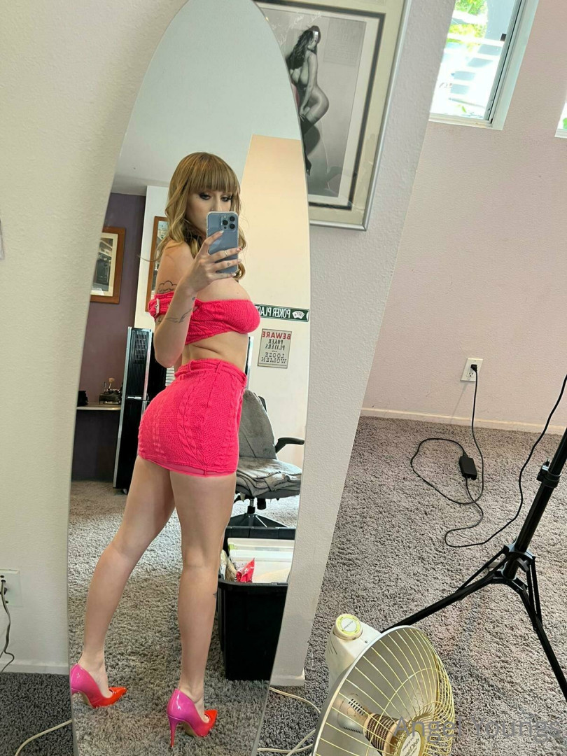 Photo by angelyoungsxxx published on June 11,2023 13:41:09 - BestThots