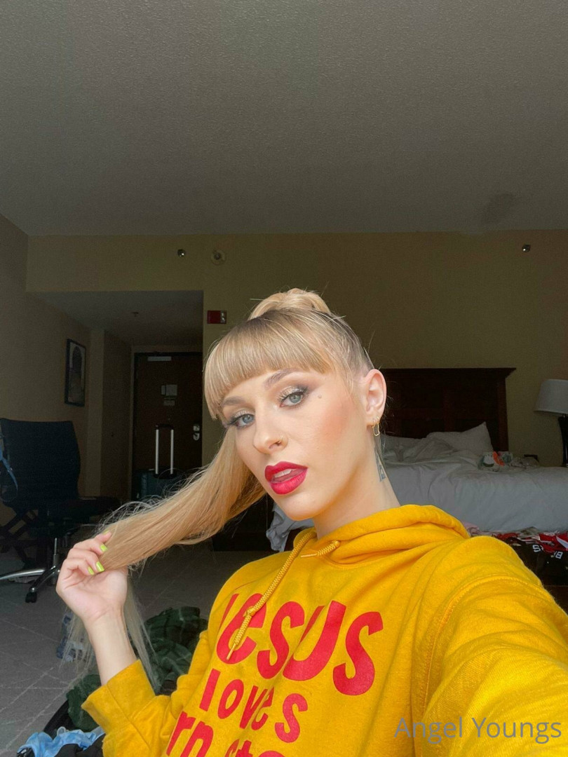 Photo by angelyoungsxxx published on June 11,2023 13:41:12 - BestThots