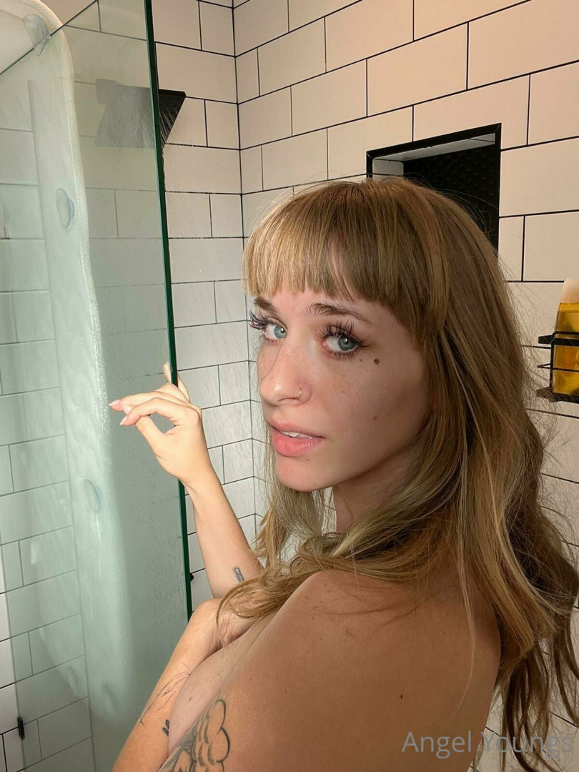 Photo by angelyoungsxxx published on June 11,2023 13:43:43 - BestThots