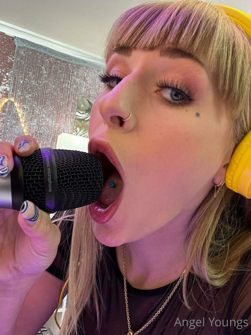 Photo by angelyoungsxxx published on June 11,2023 13:44:59 - BestThots