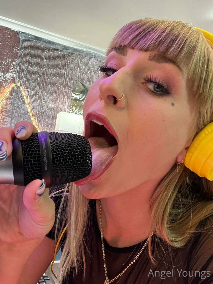 Photo by angelyoungsxxx published on June 11,2023 13:45:48 - BestThots
