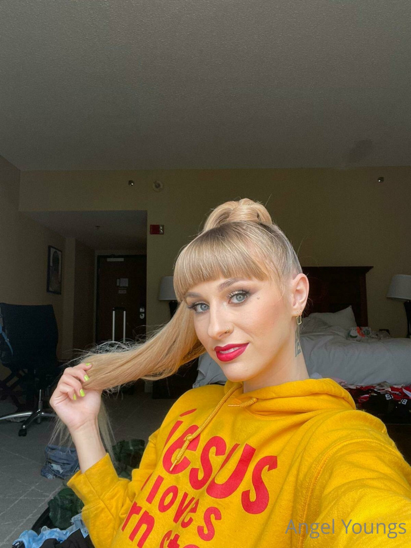 Photo by angelyoungsxxx published on June 11,2023 13:51:57 - BestThots