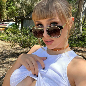 angelyoungsxxx #1486361