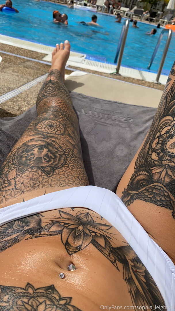 Photo by sophia_leighxxx published on May 17,2023 18:56:59 - BestThots