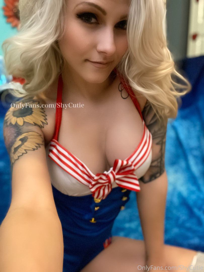 Photo by shycutie published on August 15,2023 02:22:45 - BestThots