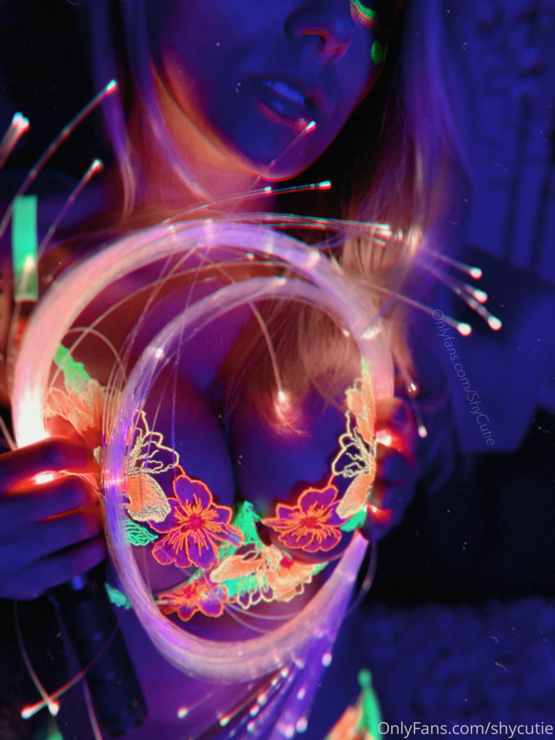 Photo by shycutie published on August 15,2023 02:25:40 - BestThots