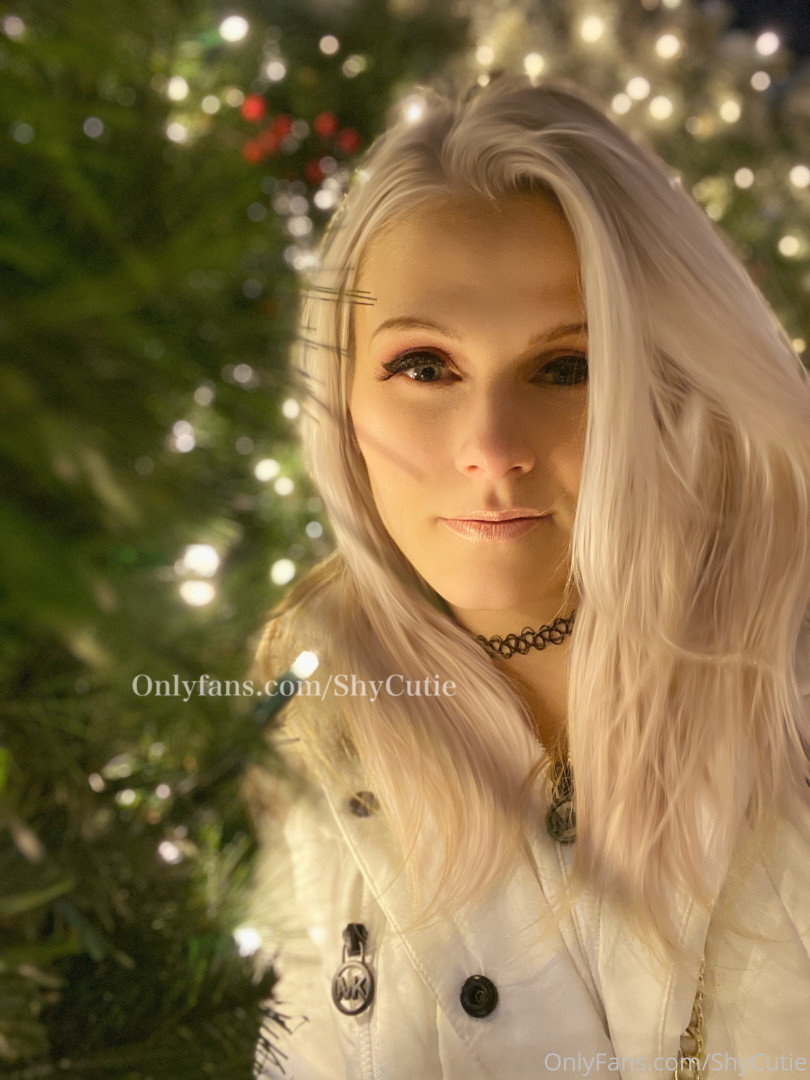 Photo by shycutie published on August 15,2023 02:42:47 - BestThots