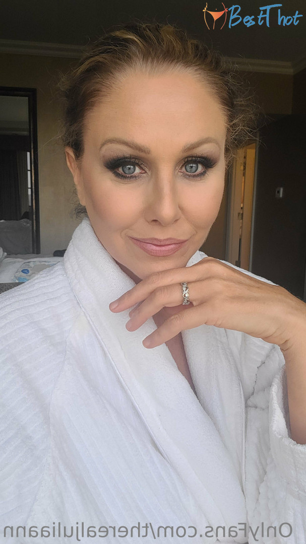 therealjuliaann #9405753