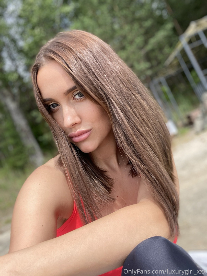 Photo by luxurygirl_xxx published on August 24,2023 16:48:04 - BestThots