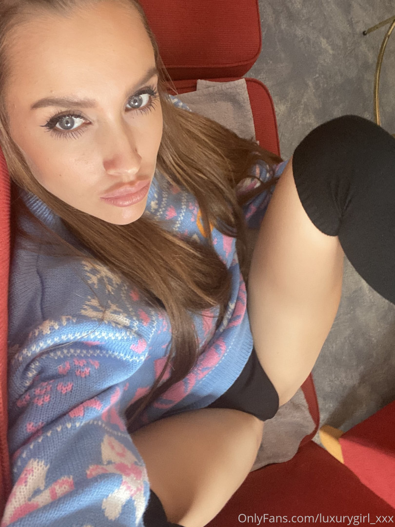 Photo by luxurygirl_xxx published on August 24,2023 16:57:44 - BestThots