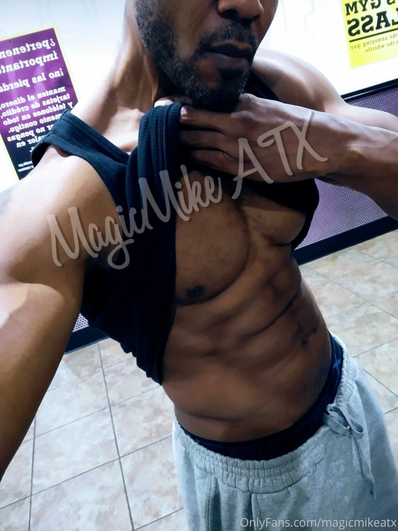 Photo by magicmikeatx published on October 13,2023 18:58:56 - BestThots