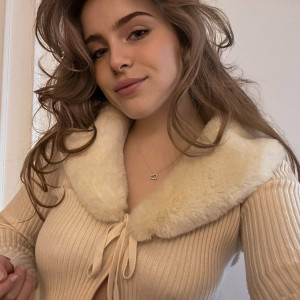 emiliallure #2065146