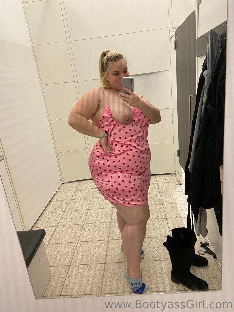 Photo by bootyassgirl published on July 18,2023 15:31:55 - BestThots