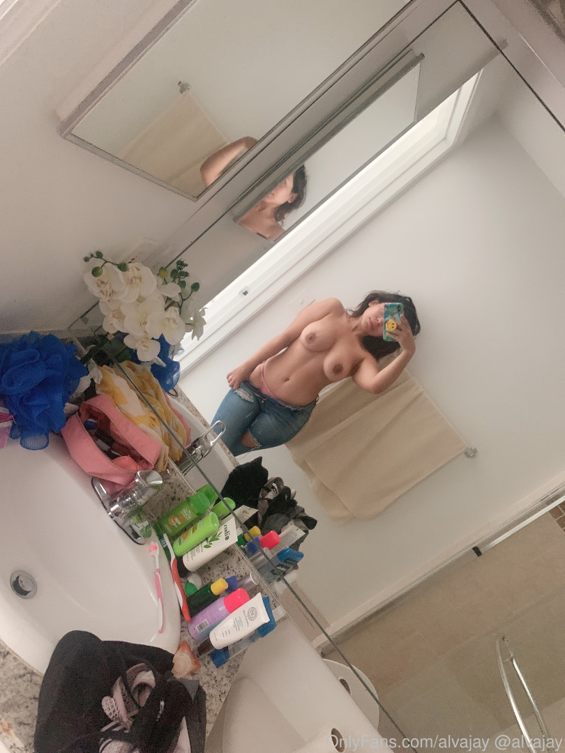 Photo by alvajay published on November 20,2023 20:16:36 - BestThots