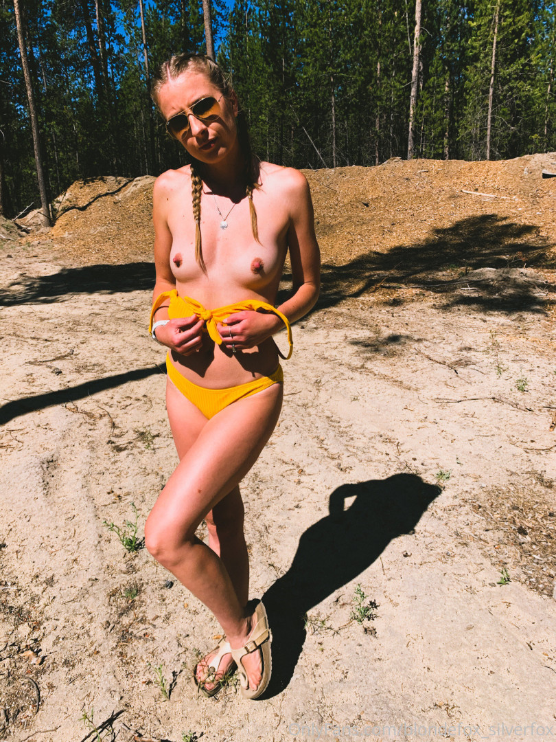 Photo by blondefoxsilverfox published on October 24,2023 16:42:02 - BestThots