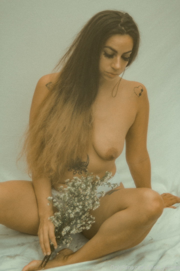 Photo by alicia_justine published on June 22,2023 03:34:20 - BestThots