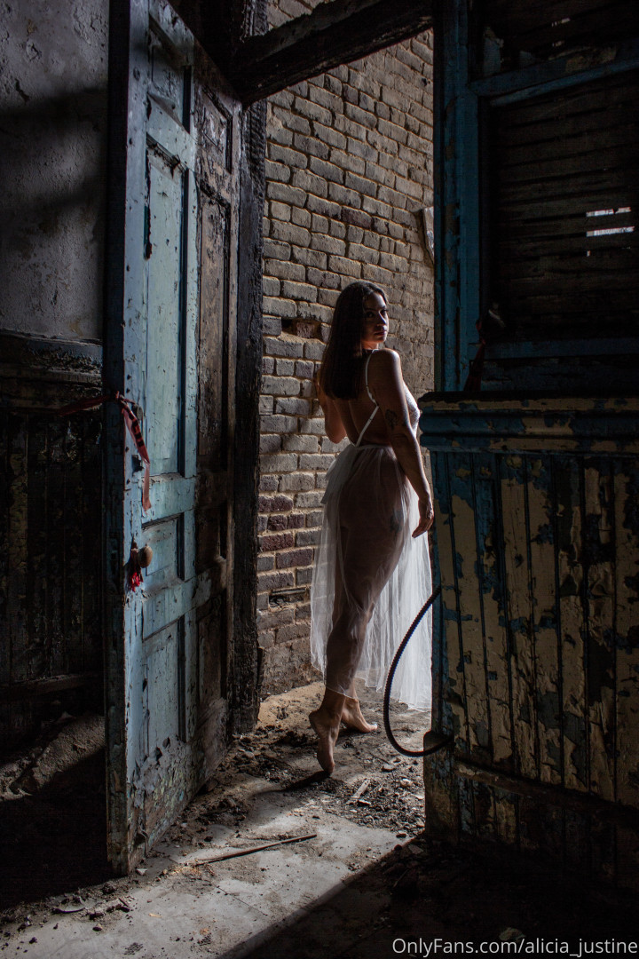 Photo by alicia_justine published on June 22,2023 03:34:23 - BestThots