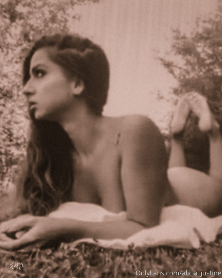 Photo by alicia_justine published on June 22,2023 03:41:33 - BestThots