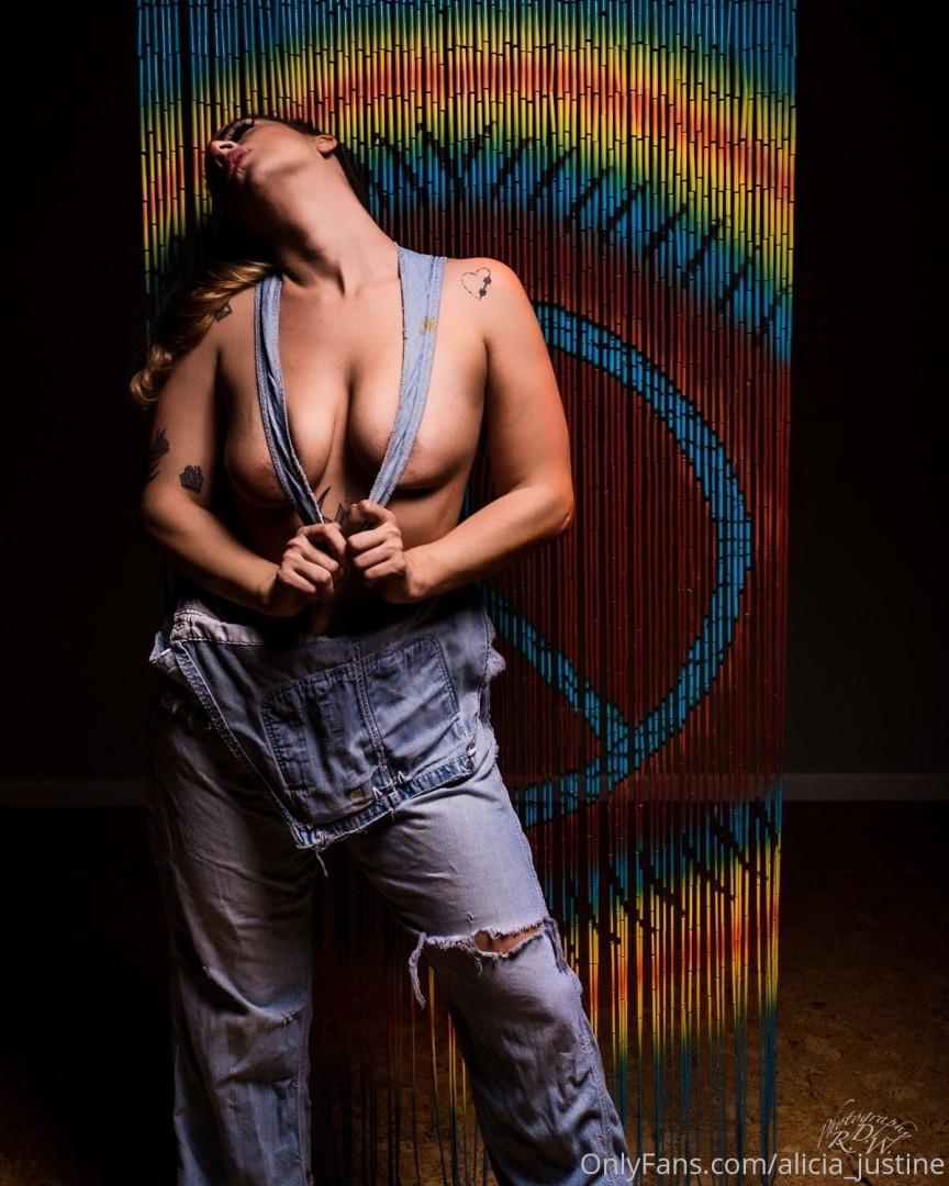 Photo by alicia_justine published on June 22,2023 03:43:28 - BestThots