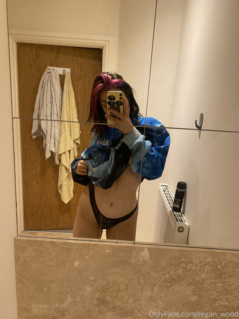 Photo by ghostzgirl published on October 16,2023 04:25:18 - BestThots