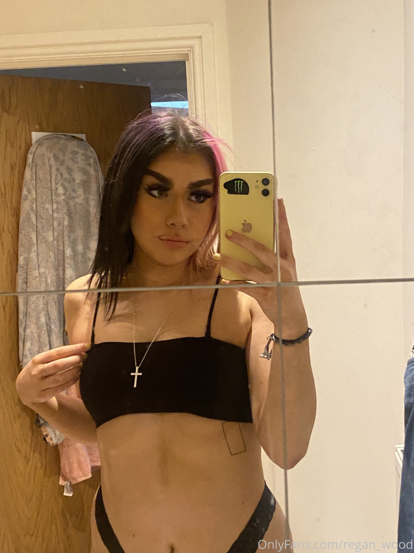 Photo by ghostzgirl published on October 16,2023 10:56:17 - BestThots