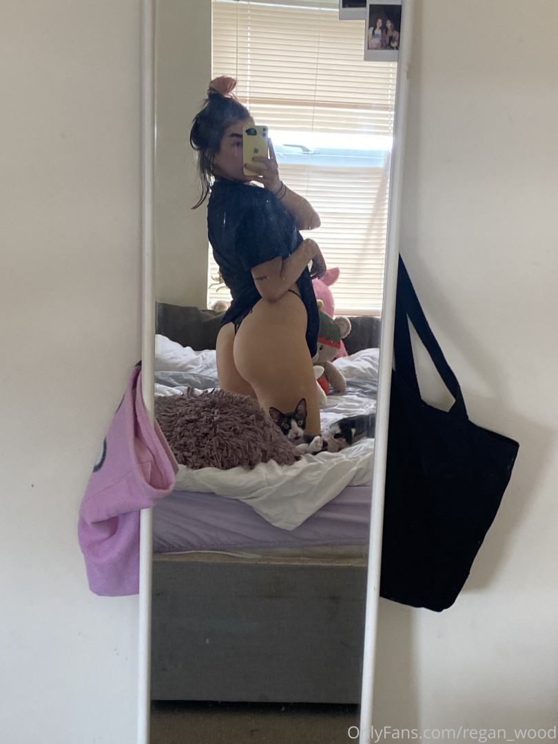 Photo by ghostzgirl published on October 16,2023 11:00:46 - BestThots