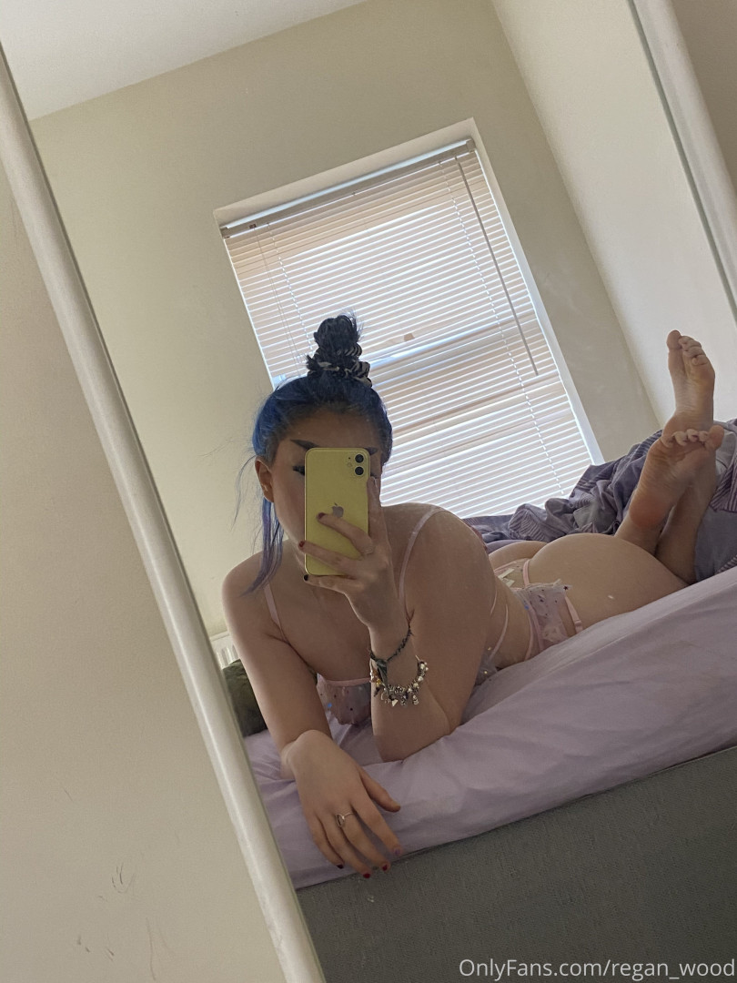 Photo by ghostzgirl published on October 16,2023 11:06:02 - BestThots