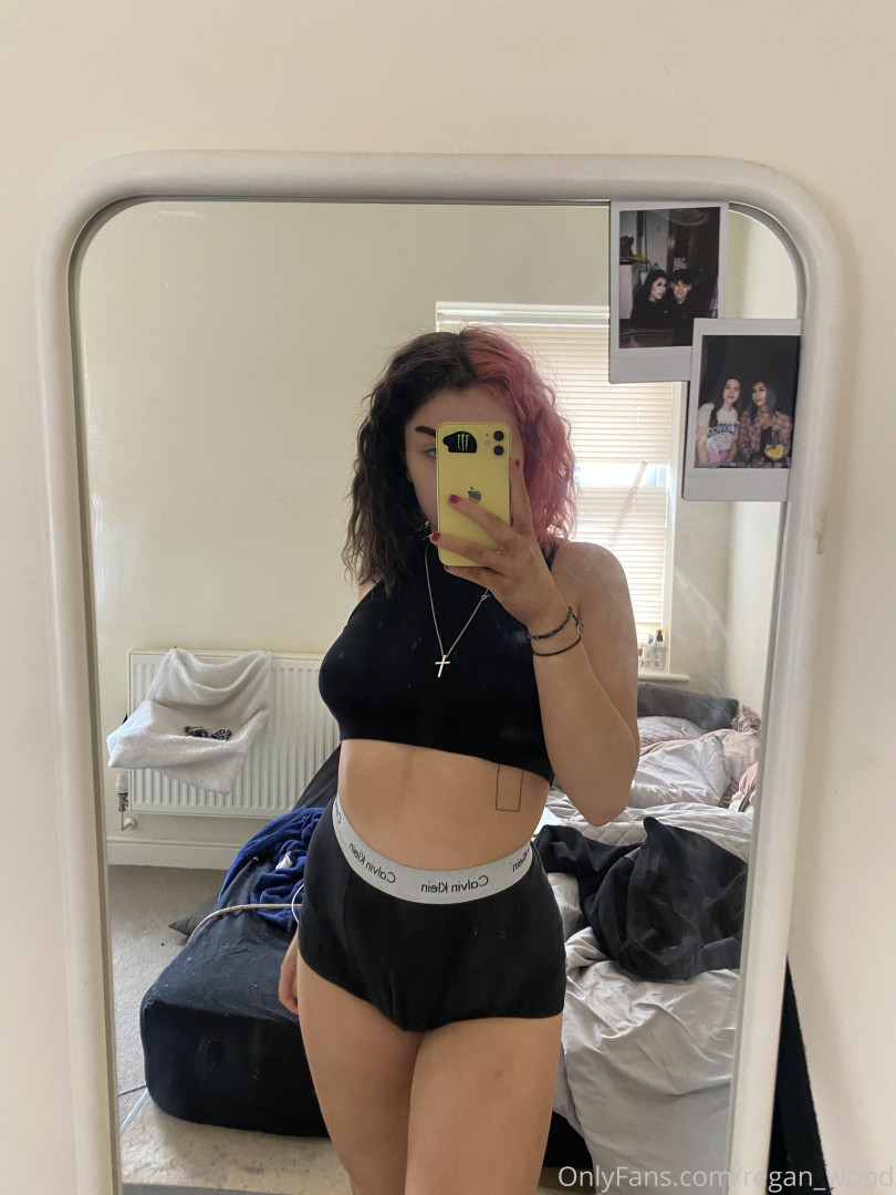 Photo by ghostzgirl published on October 16,2023 11:08:05 - BestThots