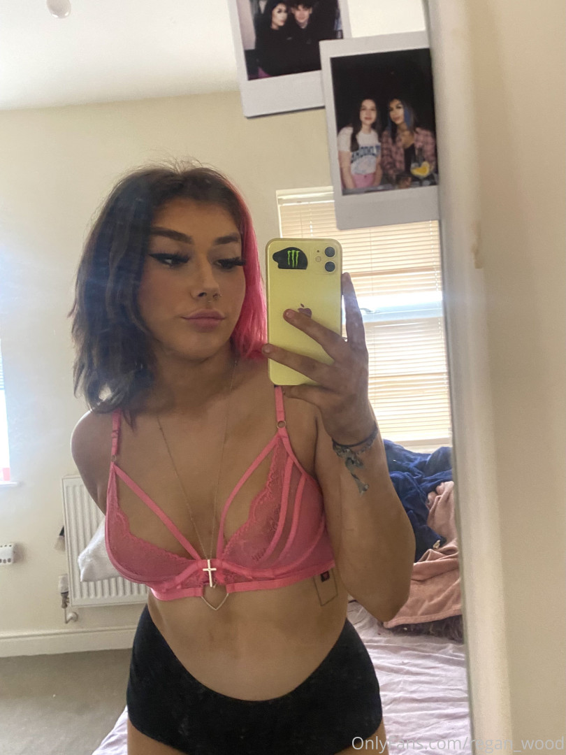 Photo by ghostzgirl published on October 16,2023 11:15:54 - BestThots