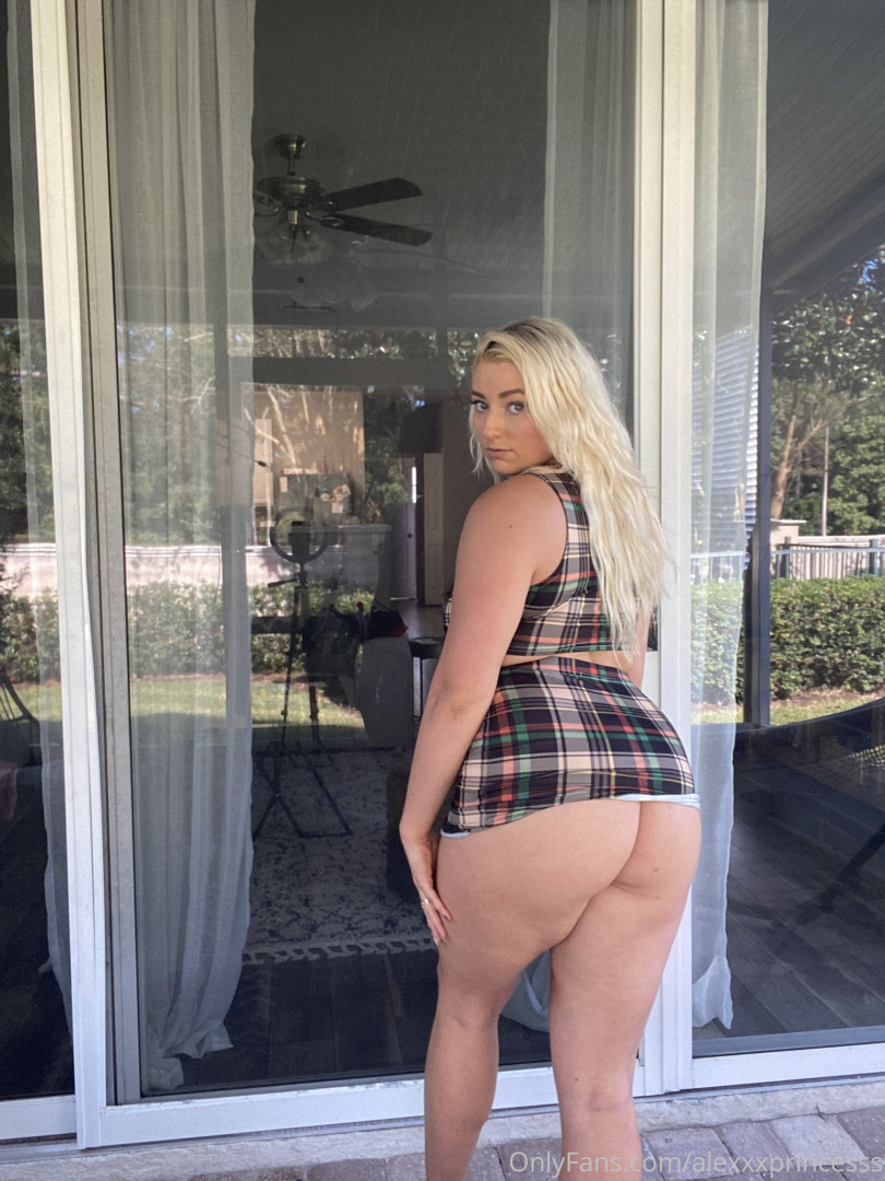 Photo by alexxxprincesss published on June 22,2023 05:03:35 - BestThots