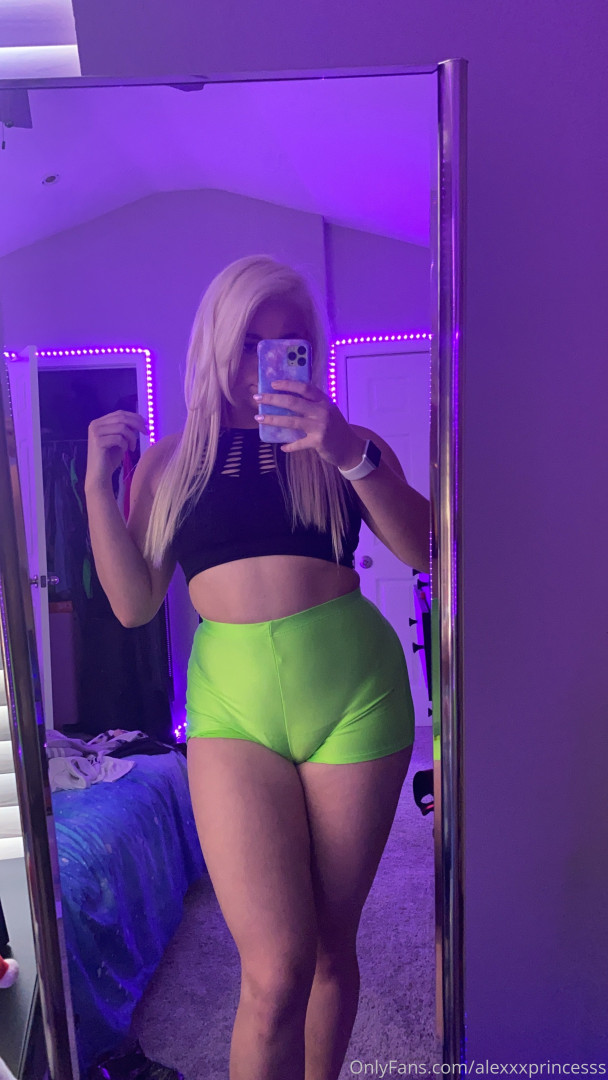 Photo by alexxxprincesss published on June 22,2023 05:06:47 - BestThots