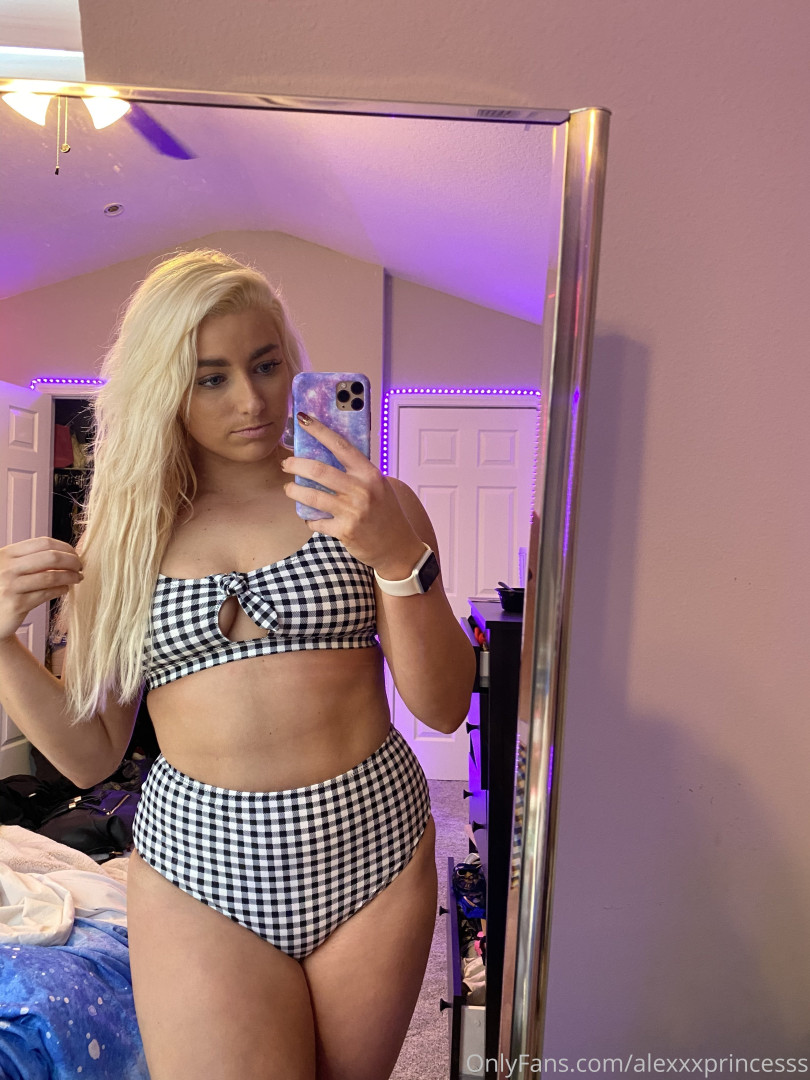 Photo by alexxxprincesss published on June 22,2023 05:07:30 - BestThots