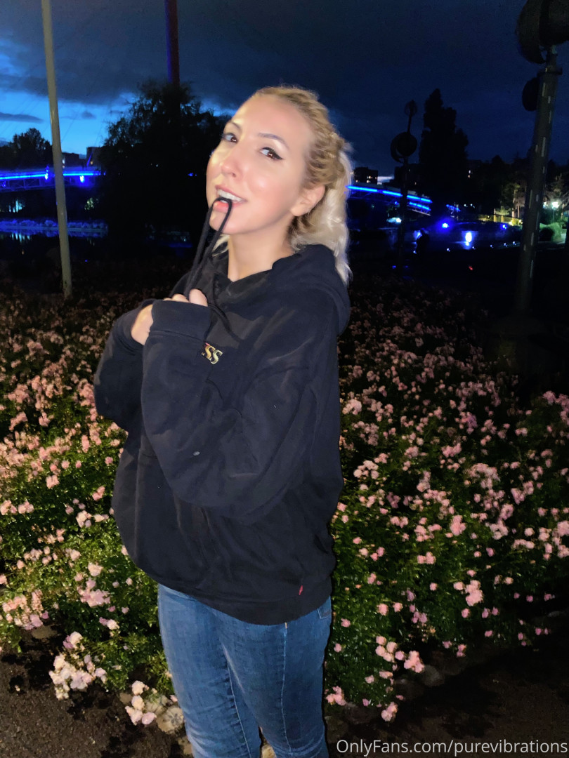Photo by purevibrations published on October 16,2023 04:46:14 - BestThots