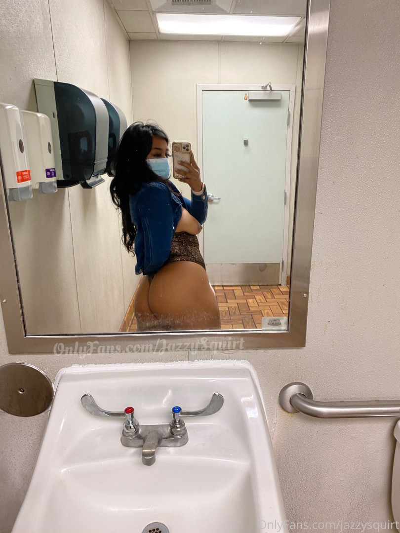 Photo by jazzywetzz published on May 25,2023 02:54:23 - BestThots