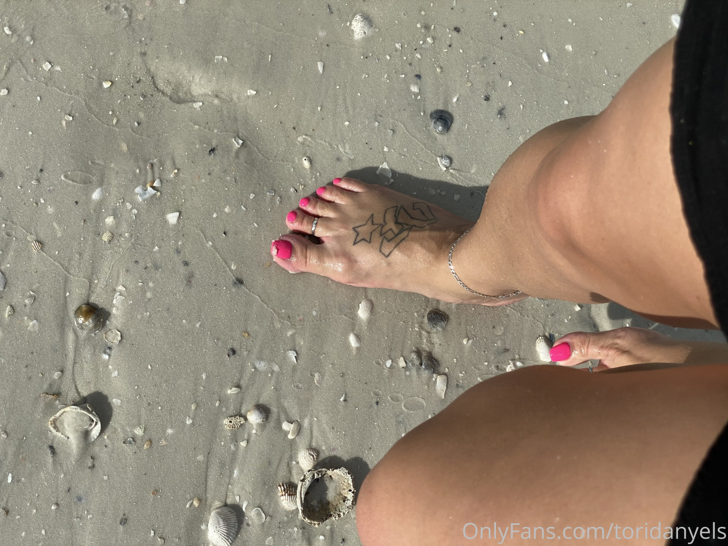 Photo by toridanyels published on October 11,2023 04:55:34 - BestThots
