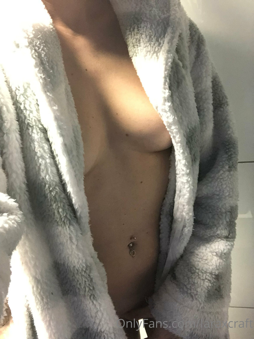 Photo by laraxcraft published on May 23,2023 10:10:44 - BestThots