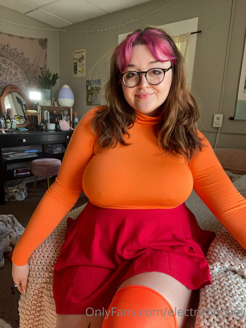 Photo by electriclindsey published on July 13,2023 18:36:07 - BestThots