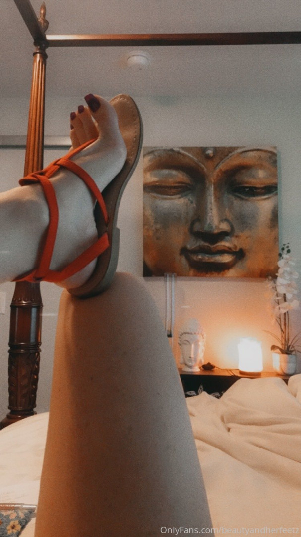 Photo by beautyandherfeetz published on October 16,2023 12:19:27 - BestThots