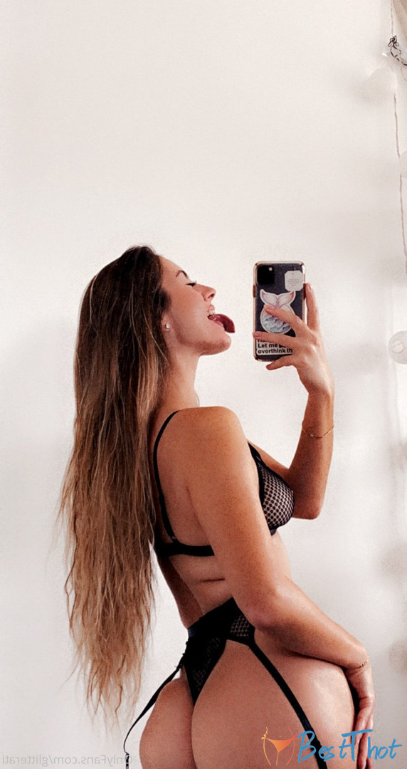 Photo by glitterati published on December 15,2024 01:06:57 - BestThots