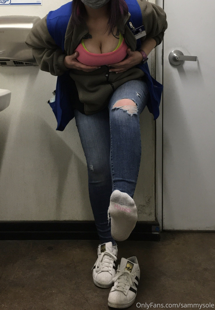 Photo by sammysole published on October 12,2023 18:56:10 - BestThots