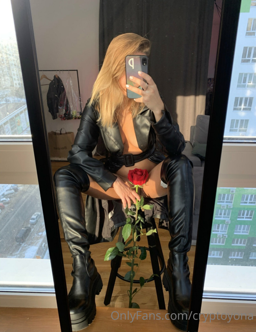 Photo by freeexxxoticbabe published on June 19,2023 04:01:43 - BestThots