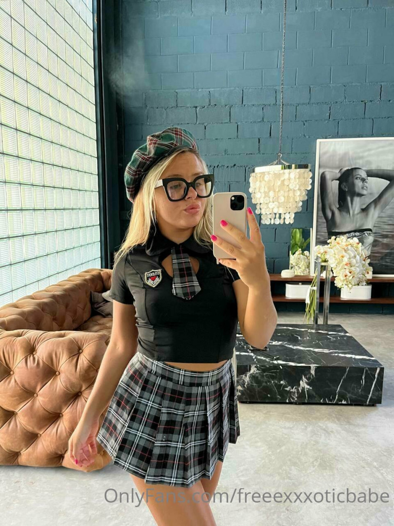 Photo by freeexxxoticbabe published on June 19,2023 04:03:54 - BestThots
