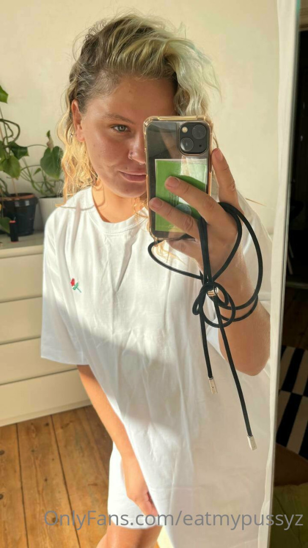 Photo by freeexxxoticbabe published on June 19,2023 04:04:05 - BestThots