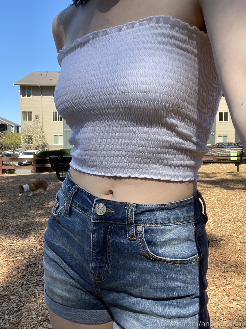 Photo by annaplusone published on November 23,2023 02:37:40 - BestThots