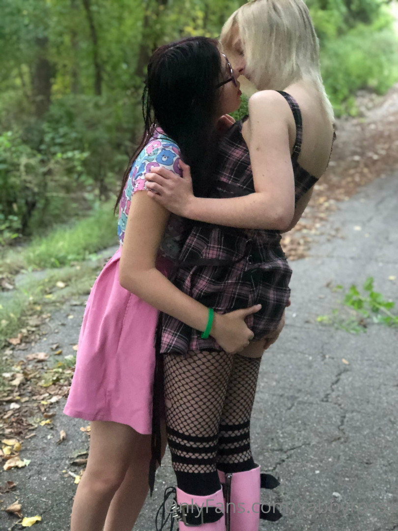 Photo by xabbyrossx published on June 3,2023 15:55:47 - BestThots